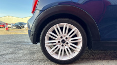 MINI Hatchback 1.5 Cooper 3dr Petrol Hatchback